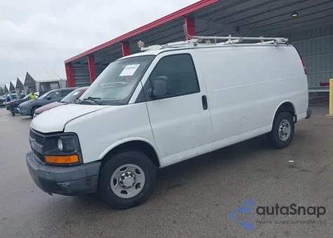 2010 Chevrolet Express 2500 Work Van z USA, uszkodzony, nr VIN 1GCZGFBA2A1112225